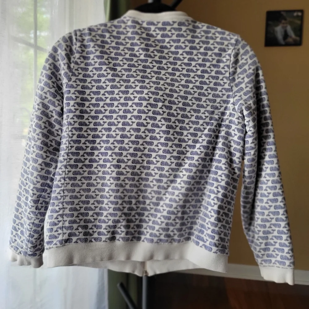 Vineyard Vines Blue and White Elephant Print Reversible Sherpa Jacket‎ Girls 10